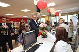 Фото: 6 июня, глава Одинцовского района Андрей Иванов официально открыл многофункциональный центр в Голицыно