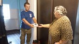 Волонтеры партии продолжают помогать горожанам с переходом на «цифру»