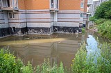 Андрей Иванов и Оксана Пушкина вместе с жителями провели инспекцию микрорайона «Восточный» в Звенигороде