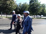 В рамках партийного проекта «Безопасные дороги» Одинцовские единороссы проверили качество ремонта дорожного покрытия на дублере Можайского шоссе