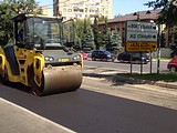 В рамках партийного проекта «Безопасные дороги» Одинцовские единороссы проверили качество ремонта дорожного покрытия на дублере Можайского шоссе