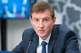 Турчак: «Единая Россия» предлагает ввести повышающий коэффициент 1,4 для выплат по программе «Земский доктор»