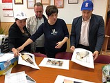 В рамках партийного проекта «Новая школа» Одинцовские единороссы проверили ремонт школы и детского сада в Звенигороде