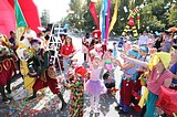 Более 1000 человек приняли участие в семейном карнавальном шествии в Одинцово