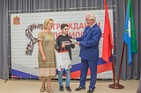 В Одинцово 12 детям торжественно вручили их первые паспорта