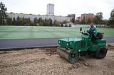 Андрей Иванов проверил ход реконструкции стадиона в 8 микрорайоне Одинцово