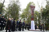 Андрей Иванов торжественно открыл в Звенигороде стелу «Населенный пункт воинской доблести»