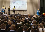 Партийцы напомнили школьникам о правилах безопасности на дорогах