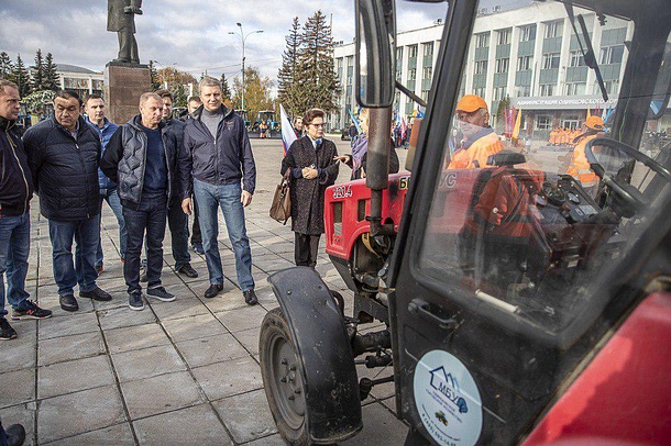 Андрей Иванов дал старт параду коммунальной техники в Одинцово, Андрей Иванов дал старт параду коммунальной техники в Одинцово