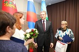 Ключи от квартир вручили 2 детям-сиротам из Одинцовского округа