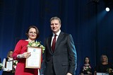 Андрей Иванов поздравил работников налоговой службы с профессиональным праздником