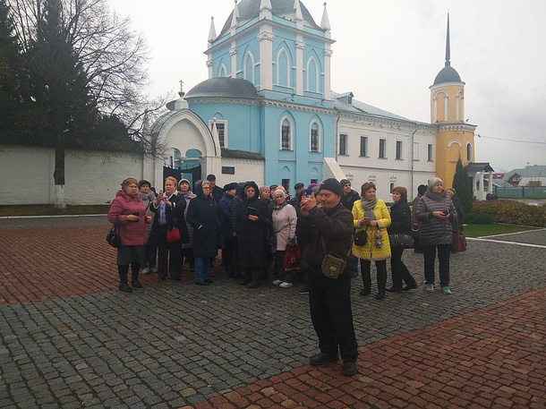Одинцовские участники проекта «Активное долголетие» побывали в музее «Коломенский Кремль», Ноябрь