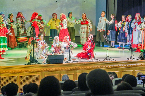 Партийцы приняли участие в проведении сельского праздника «Осенины» в Успенском, Ноябрь