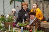 Участники проекта «Активное долголетие» посетили новогодний фестиваль «Подмосковный умелец»