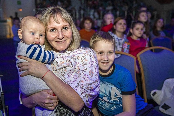 Более 4600 детей посетили Елки главы Одинцовского округа, Более 4600 детей посетили Елки главы Одинцовского округа