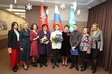 Андрей Иванов вручил двум детям-сиротам ключи от новых квартир
