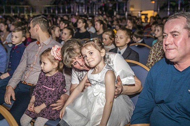 Более 3000 детей посетили Рождественскую елку главы Одинцовского округа, Более 3000 детей посетили Рождественскую елку главы Одинцовского округа
