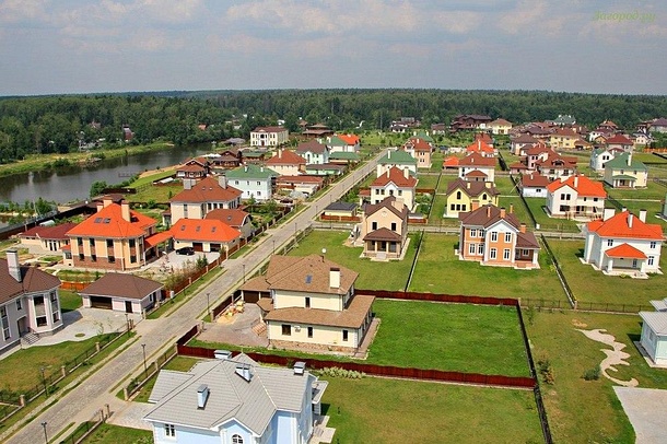 Более 1400 частных домов ввели в эксплуатацию в Одинцовском округе в 2019 году, Январь