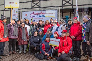 Лариса Лазутина провела мастер-класс по катанию на лыжах для участников программы «Активное долголетие»
