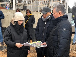 Дмитрий Голубков проверил ход благоустройства парка в поселке Горки-10