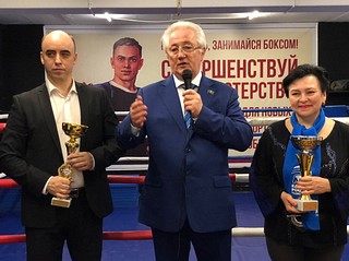 Одинцовские единороссы поддержали турнир по боксу в Ликинской школе