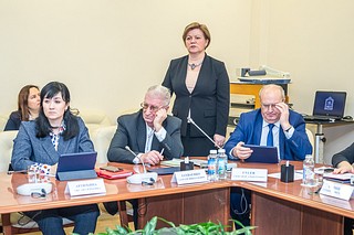 Лариса Лазутина приняла участие в заседании Совета депутатов Одинцовского округа