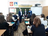 В рамках проекта «Старший брат» одинцовские партийцы приняли участие в Дне молодого избирателя