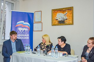 Оксана Пушкина провела круглый стол по вопросам реализации партийного проекта «Крепкая семья»