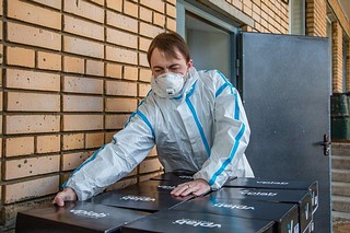 Порядка 100 наборов спортивного питания выдали врачам инфекционного отделения в Одинцово