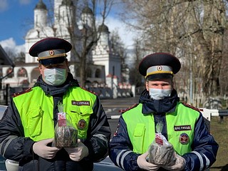 Более 20 000 куличей от главы округа получили перед Пасхой социальные категории жителей