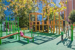Две детские площадки по губернаторской программе появятся в Одинцово до конца августа