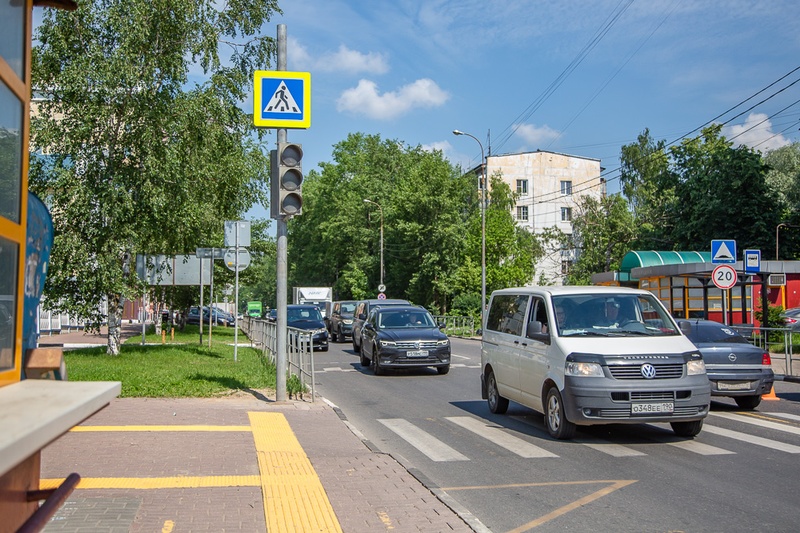 В Одинцово по улице Садовая установили новый светофор, Июнь