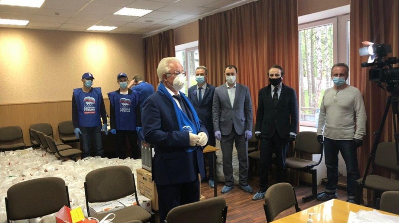 Волонтёры передали бытовую технику Инфекционному центру Звенигорода, Июнь
