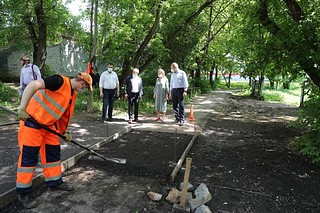 Ход ямочного ремонта в Одинцово проверили Ольга Забралова и Андрей Иванов