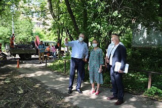Ход ямочного ремонта в Одинцово проверили Ольга Забралова и Андрей Иванов