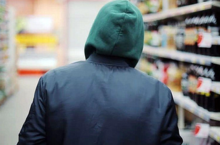 Одинцовская полиция раскрыла кражу из торгового центра
