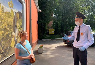 Полицейские провели в посёлке Барвиха акцию по профилактике квартирных и дачных краж