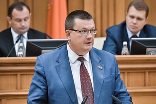 «Единая Россия» внесла в Госдуму поправки в Трудовой кодекс — они защищают права работников на удаленке