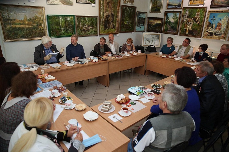 Андрей Иванов провел встречу с культурным сообществом Звенигорода, Июль