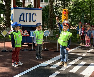 Фото: Сотрудники Одинцовской Госавтоинспекции провели мероприятие «Главный на дороге — инспектор ГИБДД»