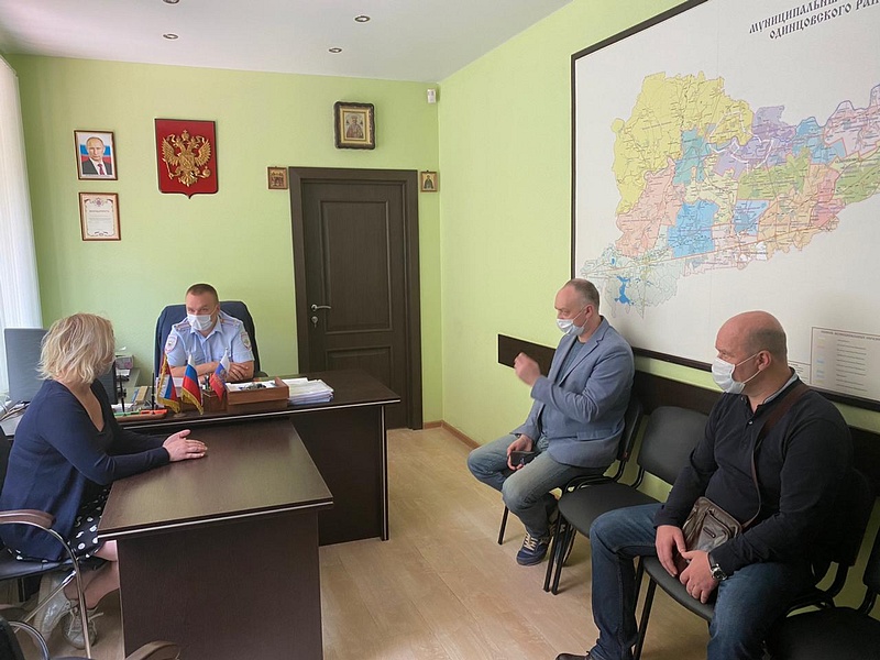 Одинцовские полицейские провели семинар-совещание в отделе по вопросам миграции, Июль