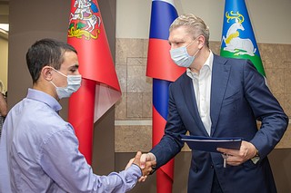 Одинцовские партийцы помогли обустроить квартиры для детей-сирот