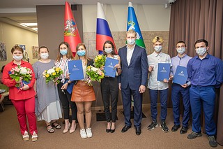Одинцовские партийцы помогли обустроить квартиры для детей-сирот