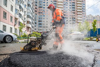 Порядка 800 ям устранят в Звенигороде к середине августа