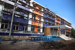 Ход реконструкции средней образовательной школы в Новом Городке