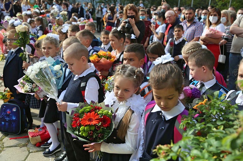 Андрей Иванов поздравил учеников и педагогов Одинцовского округа с началом нового учебного года, Сентябрь