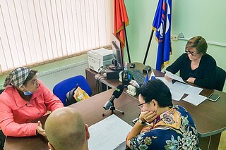 Лариса Лазутина провела личный прием в Звенигороде
