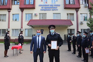 Сотрудников патрульно-постовой службы Одинцовского УМВД поздравили в профессиональным праздником