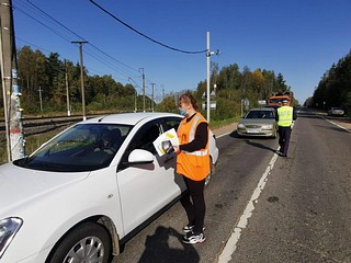 Межведомственный рейд по соблюдению правил пересечения железнодорожных переездов прошёл в округе