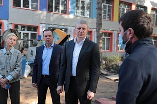 На еженедельном совещании в Звенигороде обсудили ход ремонта образовательных учреждений